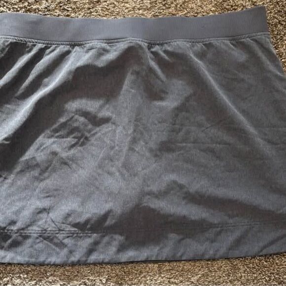Gray women’s skort size XXL by 32 degrees lightweight pockets - Picture 4 of 6
